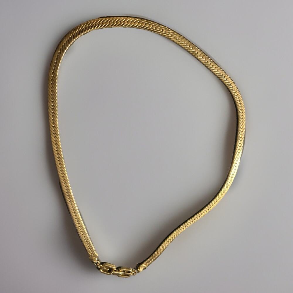 Vintage Givenchy Thick Gold Tone Herringbone Chain Necklace 18"